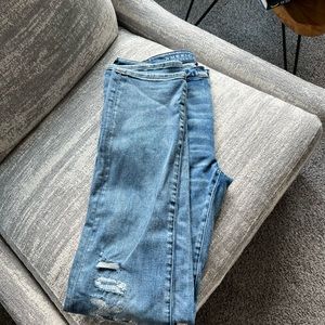 American Eagle Ripped Jeans 34x34